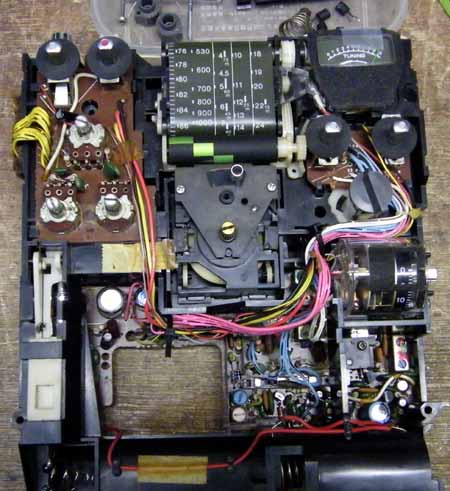BCLラジオの修理 スカイセンサー5800の修理体験記 （ＩＣＦ－５８００