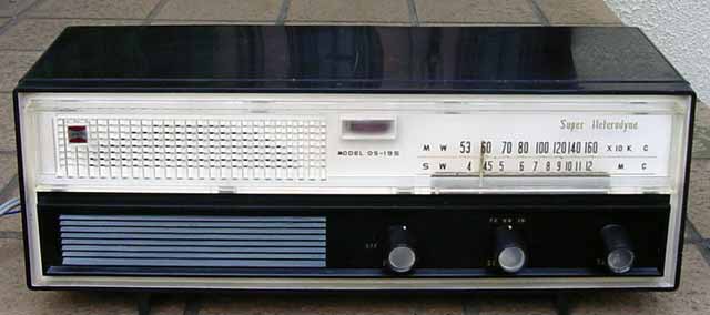 大阪オンキョー、真空管ラジオ、OS-195（1961年昭和36年式）、作動、美品